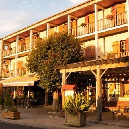 Hotel La Clairiere Chambon-sur-Dolore ภายนอก รูปภาพ