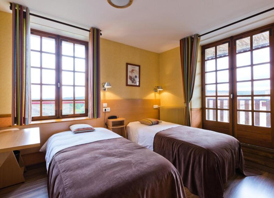 Hotel La Clairiere Chambon-sur-Dolore ภายนอก รูปภาพ