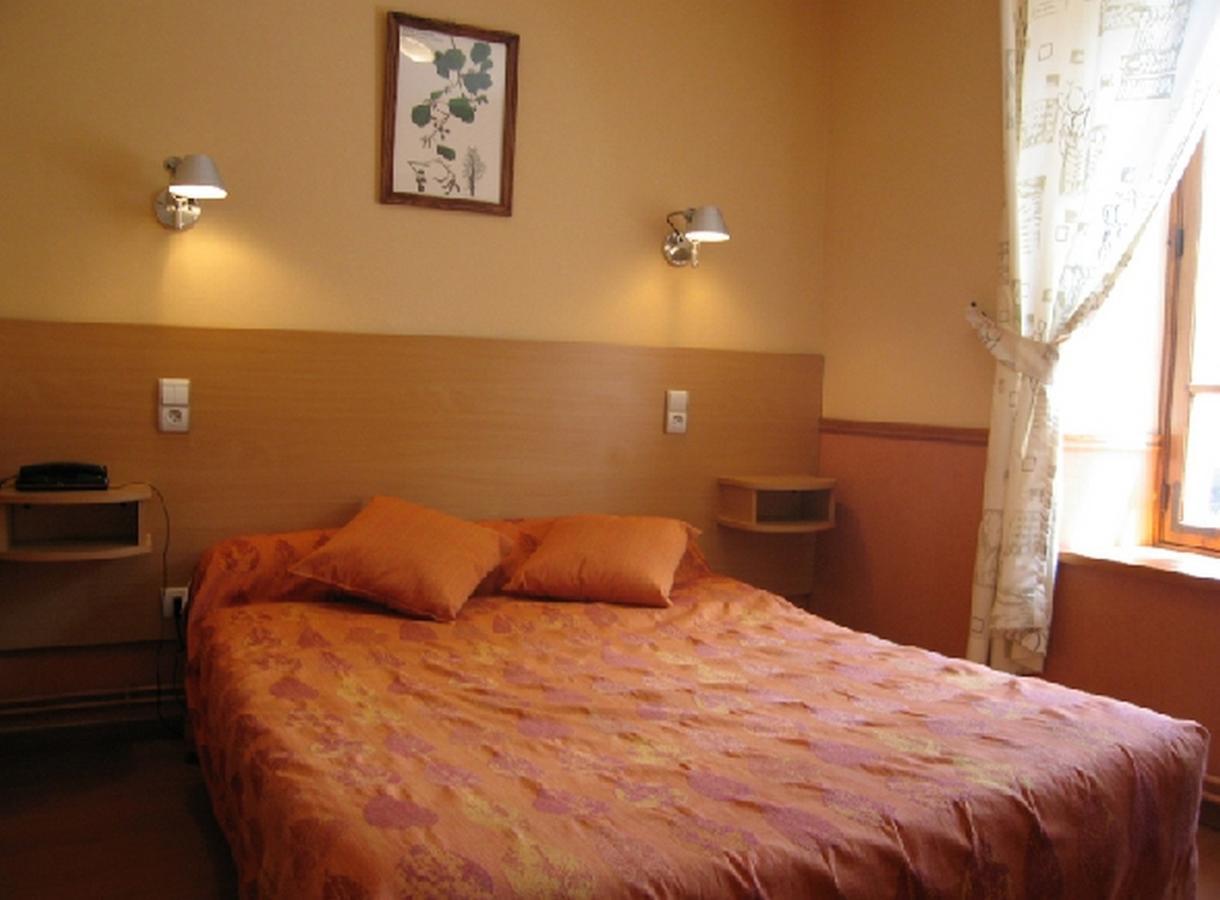 Hotel La Clairiere Chambon-sur-Dolore ห้อง รูปภาพ